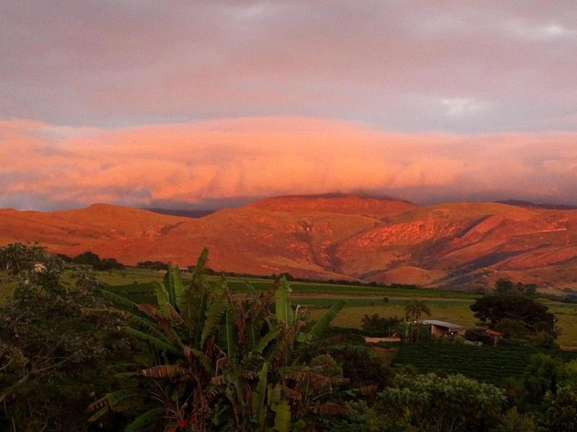 Pousada Do Chico Sao Roque de Minas ภายนอก รูปภาพ